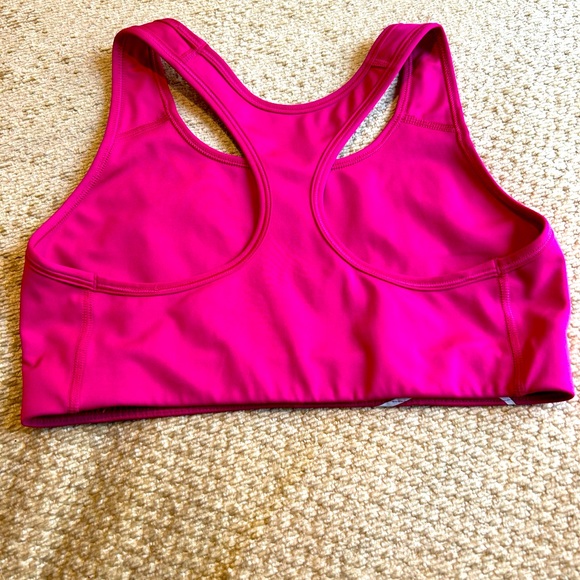 Nike Sports bra - Picture 2 of 3